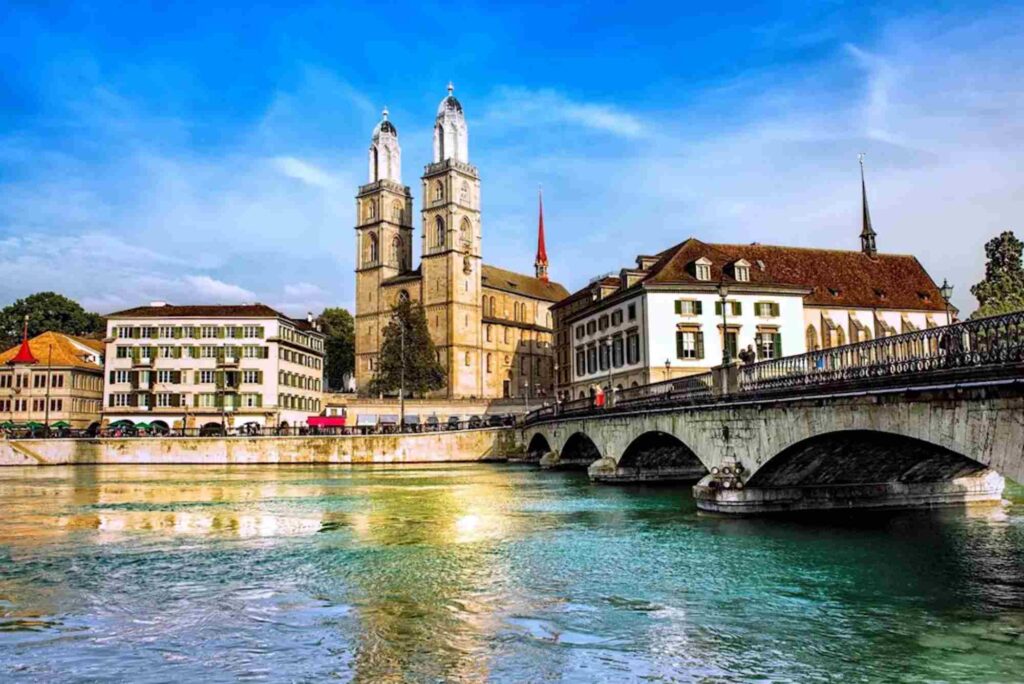 An easy outlet trip from Zurich